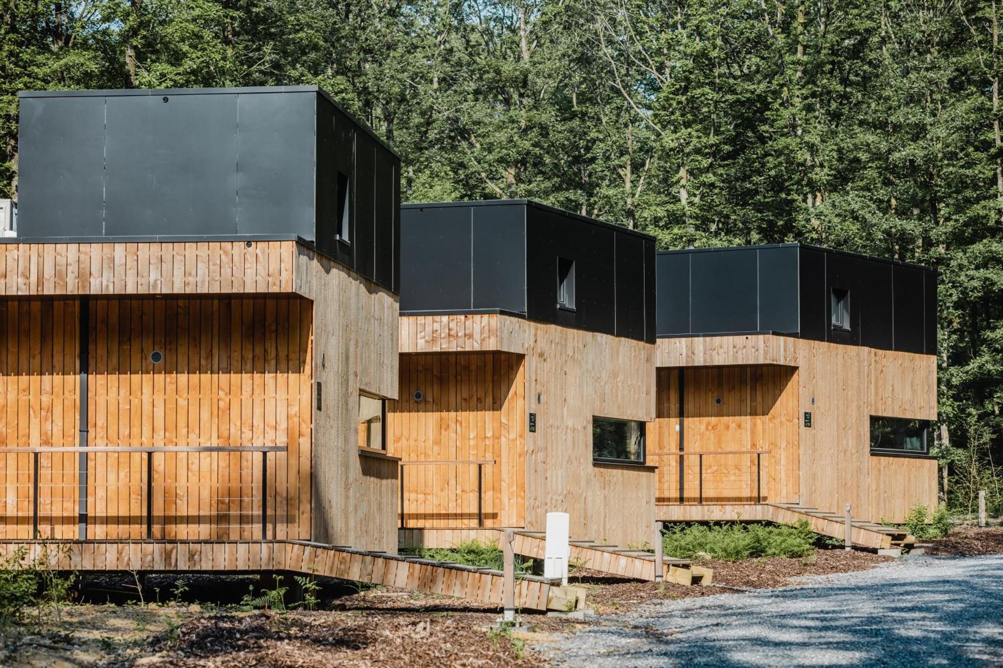 Forest Cube Oignies Eksteriør bilde